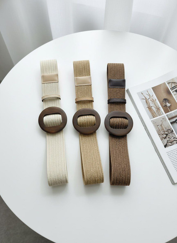 رنگ قهوه ای و کرم روشن موجود